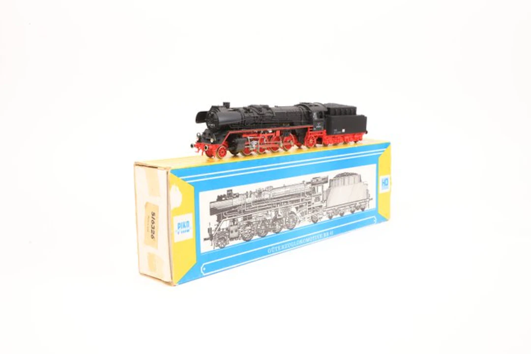 Piko H0 - 5/6326 - Steam locomotive with tender (1) - BR 41 - DR (DDR)