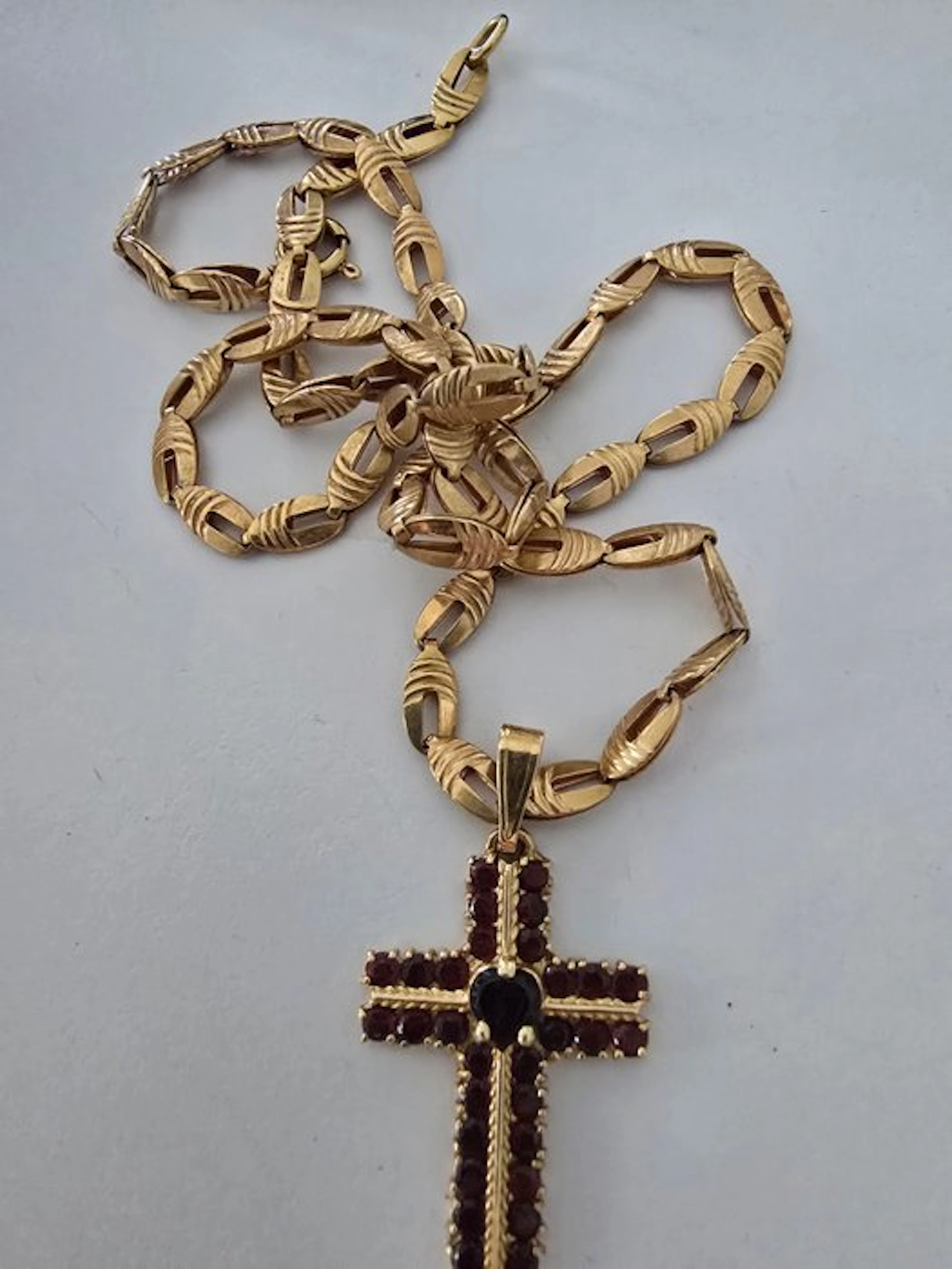 Necklace with pendant - 18 kt. Yellow gold Garnet - Garnet