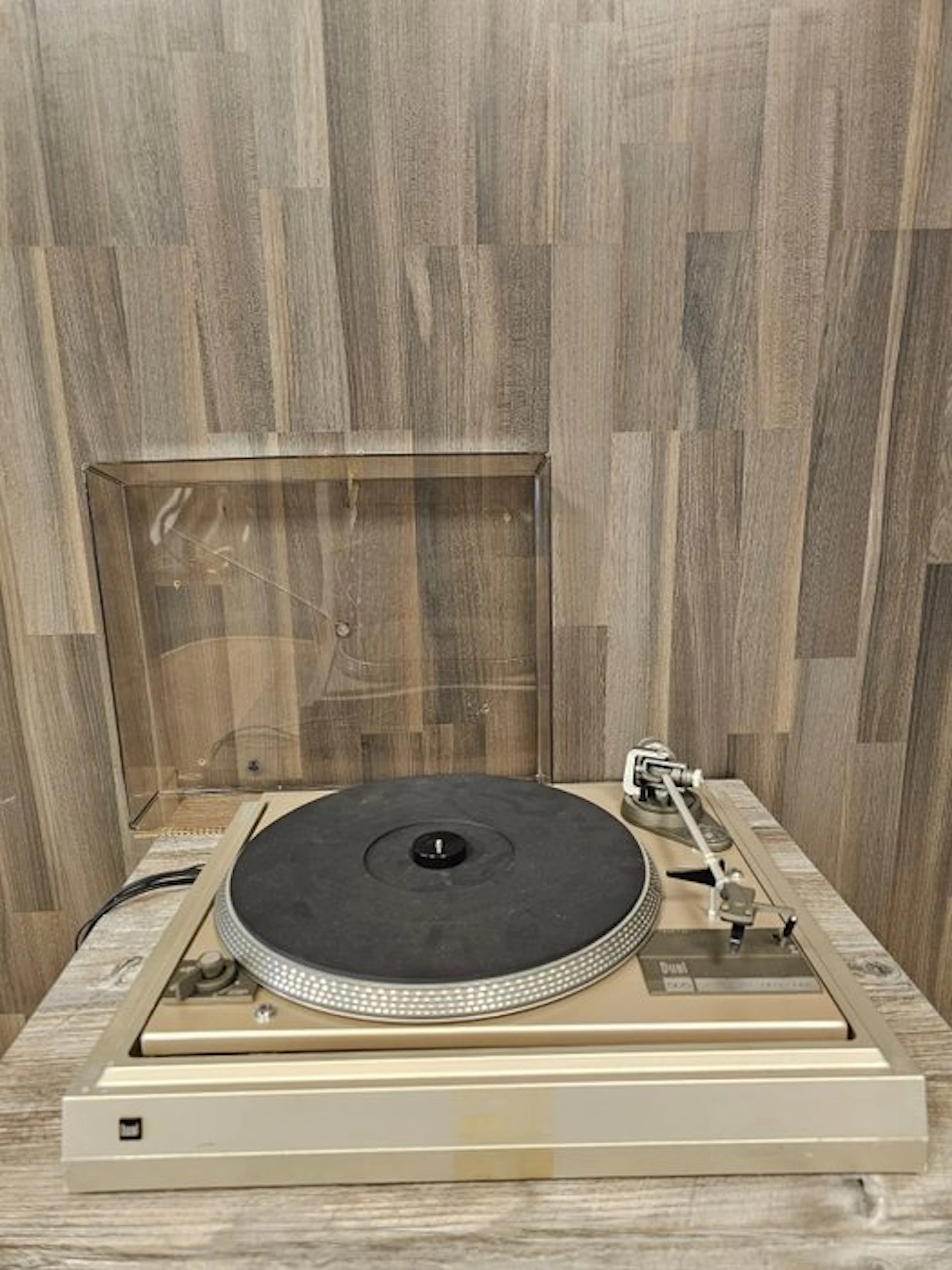 Dual - CS 505-2 Belt-Drive Semi-Automatic Turntable