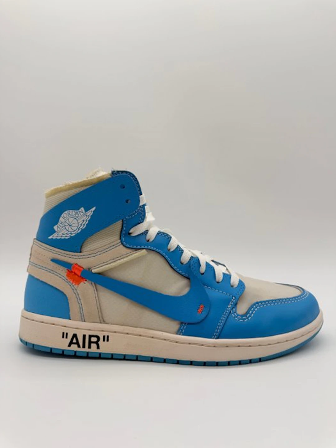 Air Jordan - Jordan 1 Retro High Off-White UNC - Sneakers - Size: EU 44.5