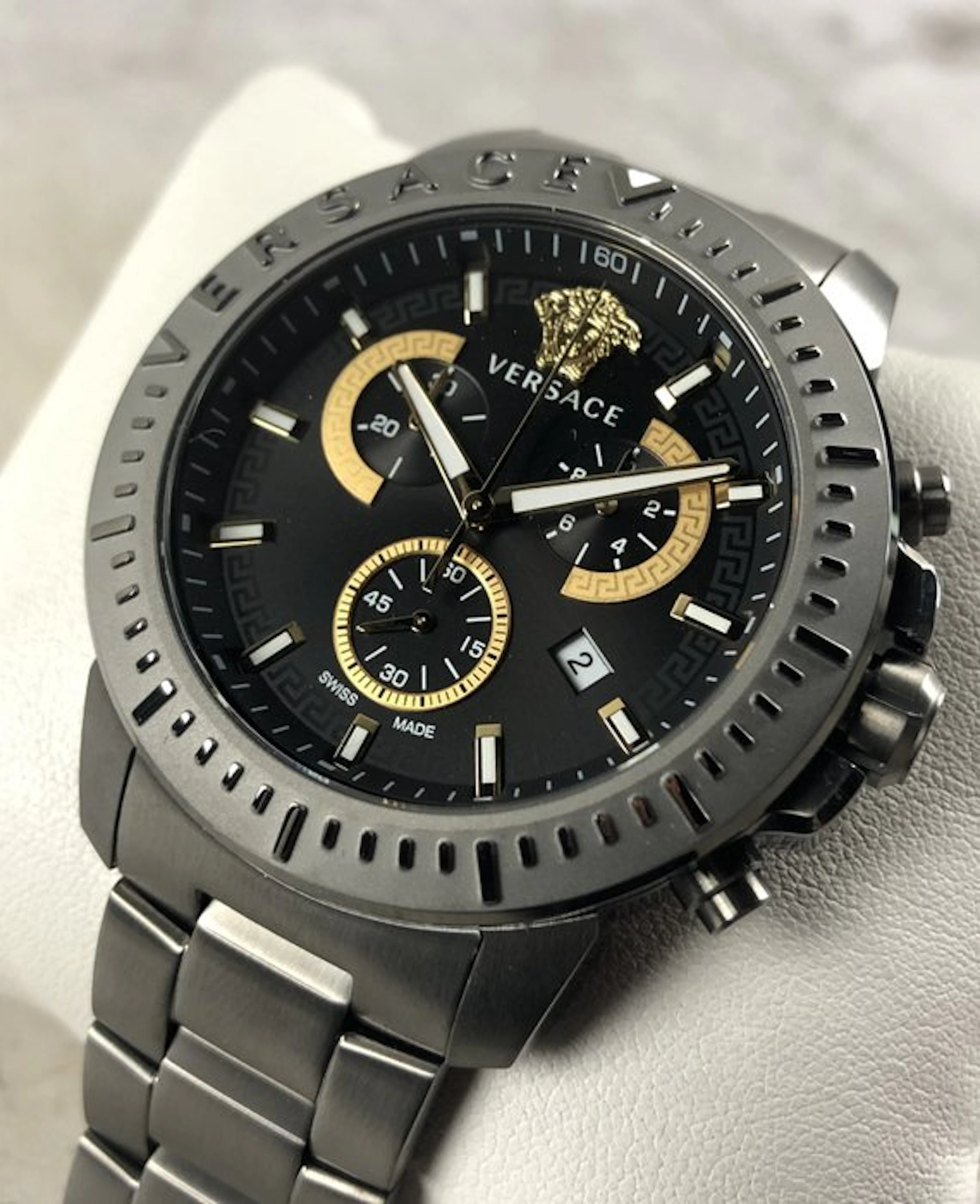 Versace - New Chrono Chronograph - VE2E006 - Men - 2020-2025
