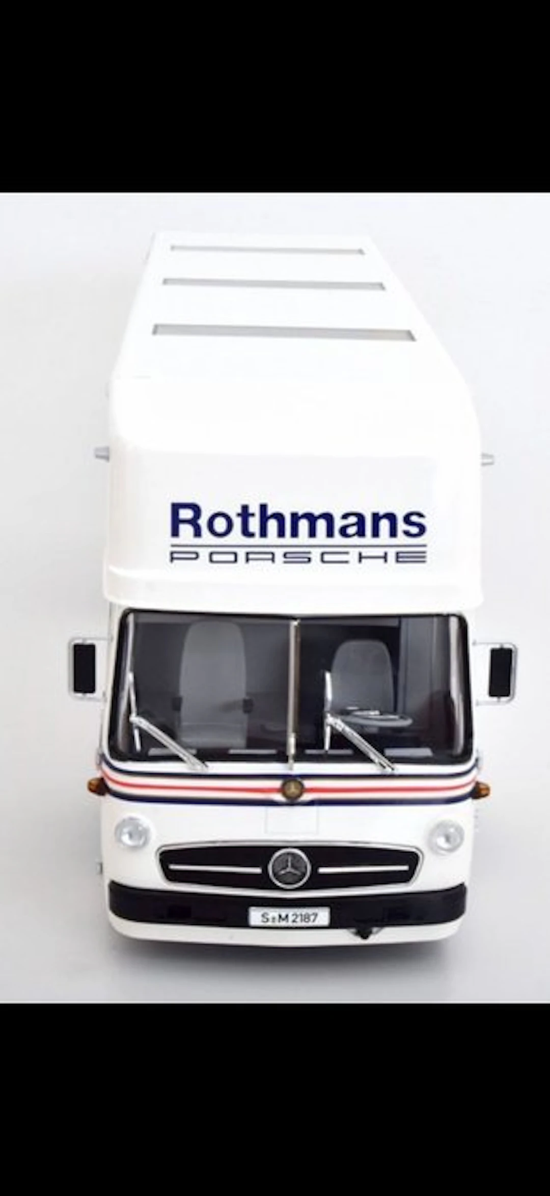CMR 1:18 - Model car - Mercedes 0317 Rothmans Porsche Renntransporter