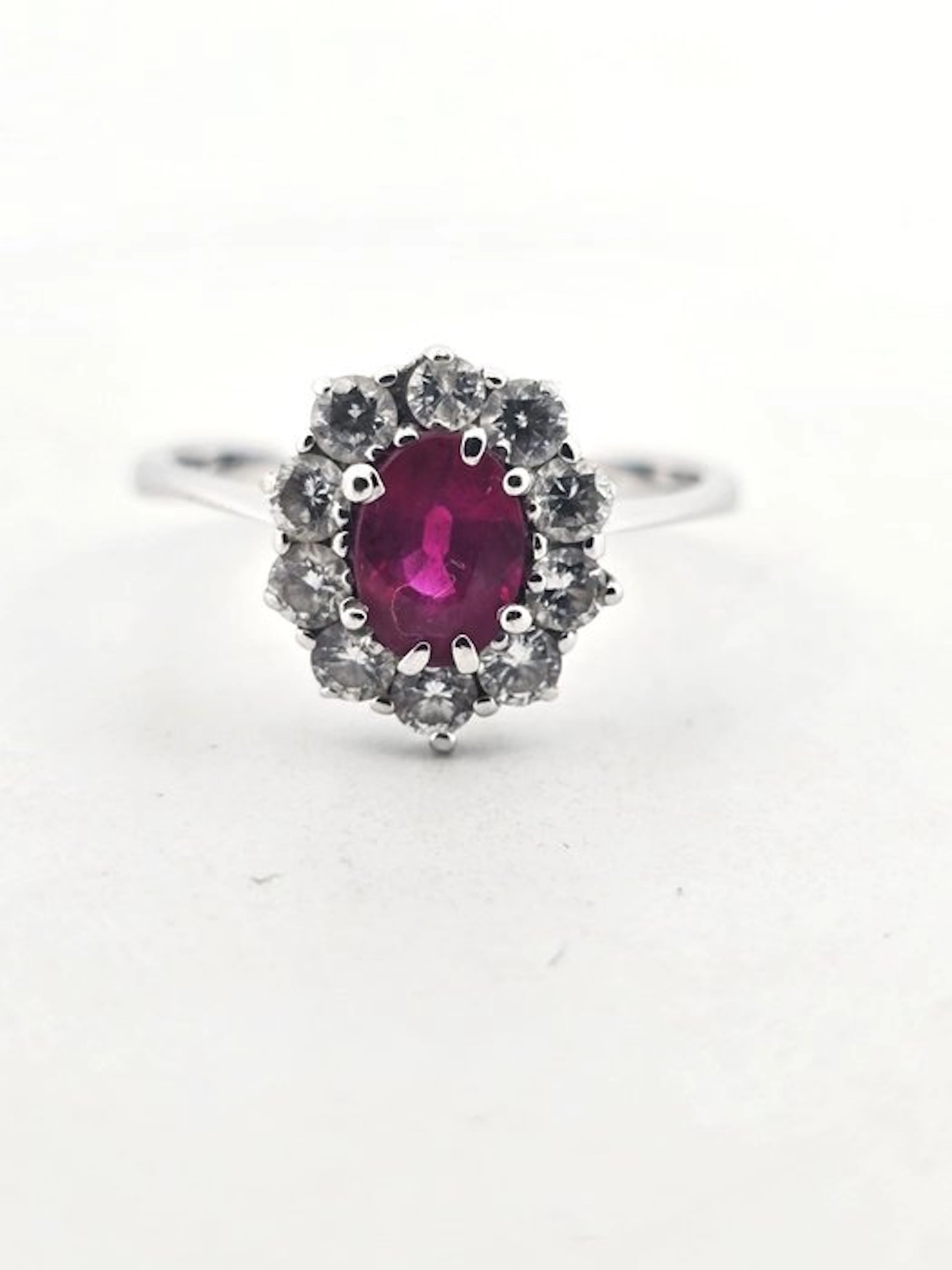Ring - 18 kt. White gold - 1.50ct. tw. Diamond (Natural) - Ruby