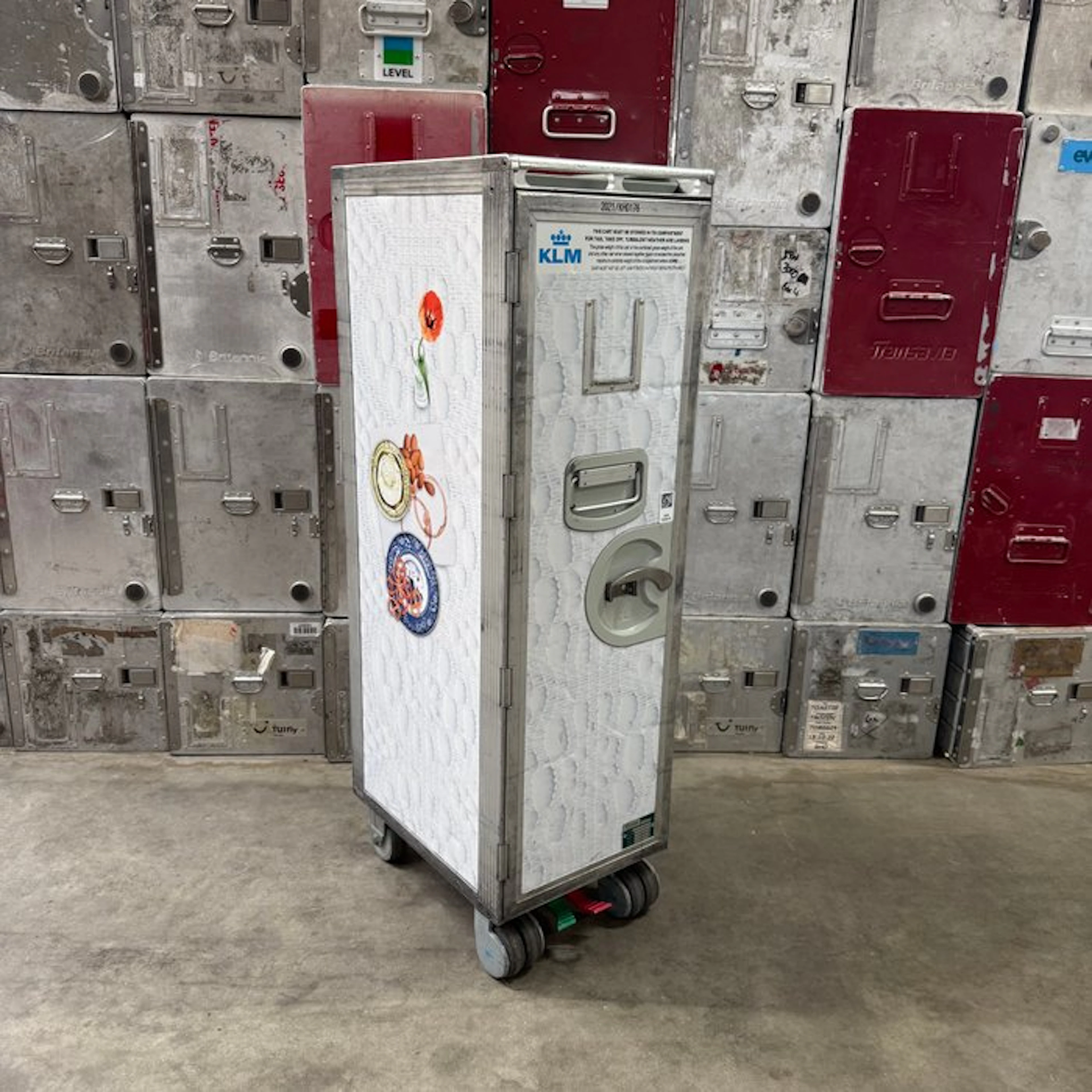 Korita - Airline trolley - half-size airplane trolley...