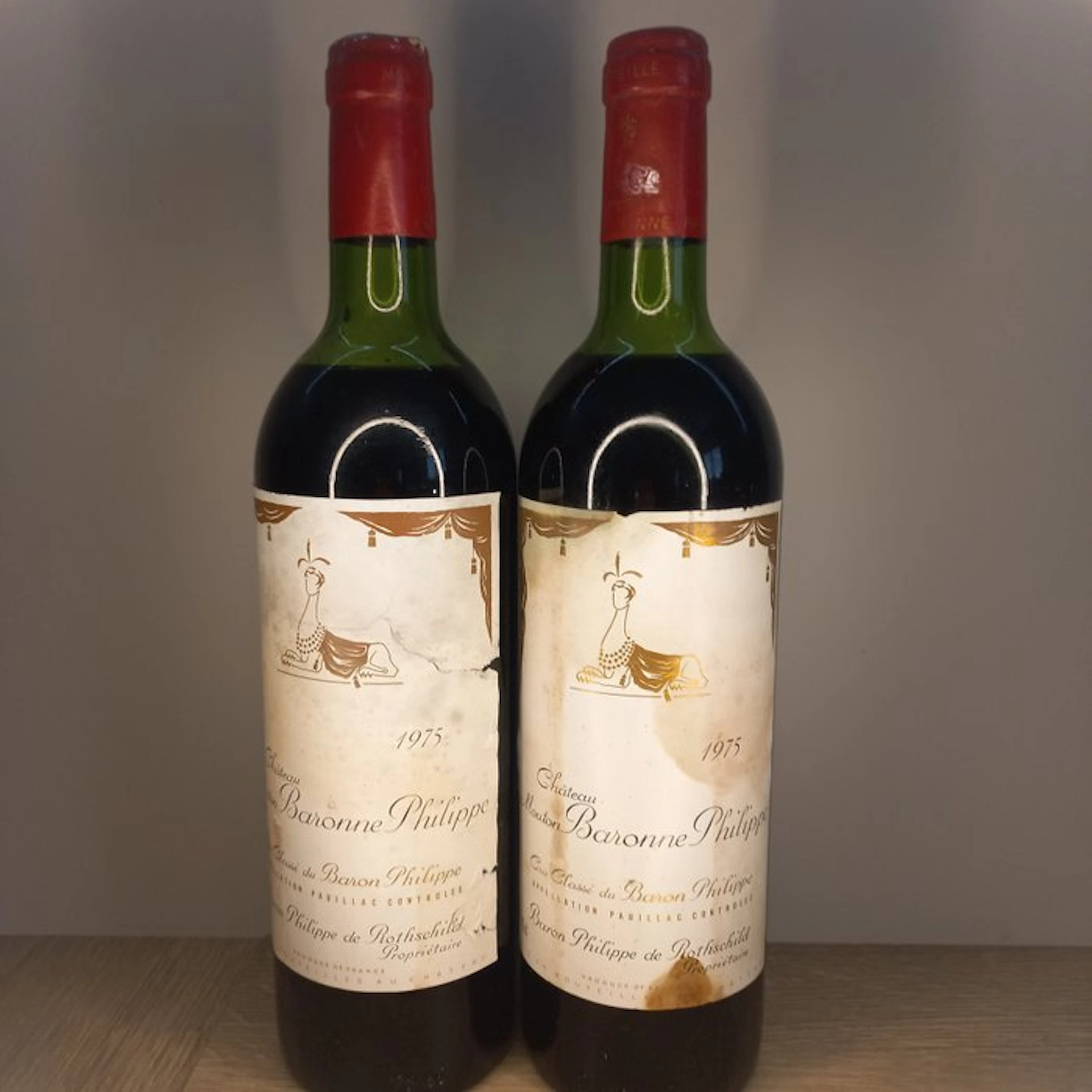 1975 Château Mouton Baronne Philippe Rothschild...