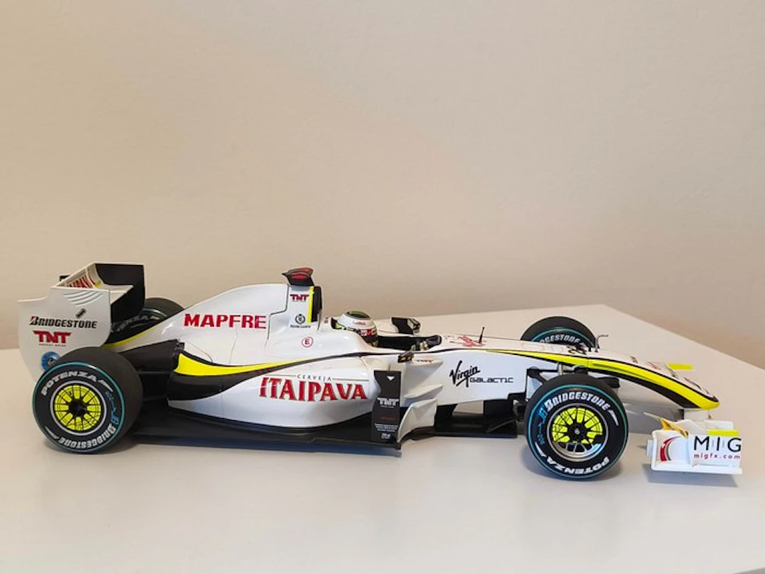 MiniChamps 1:18 - Model car - Brawn GP BGP 001