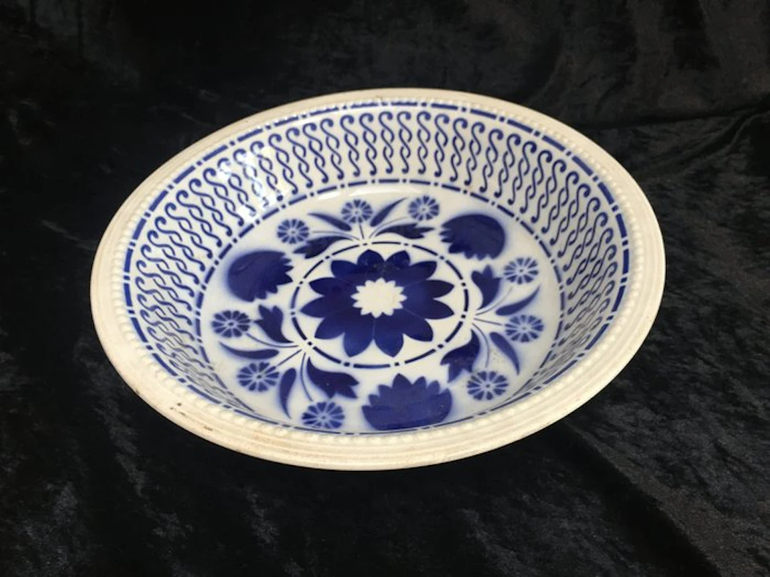 Boch Frères La Louvière - Onbekend - Vase - Earthenware