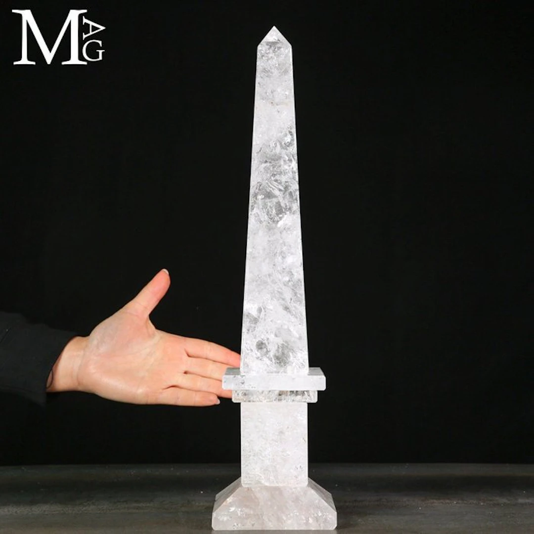 Exclusive Natural Quartz Obelisks Quarzo naturale...
