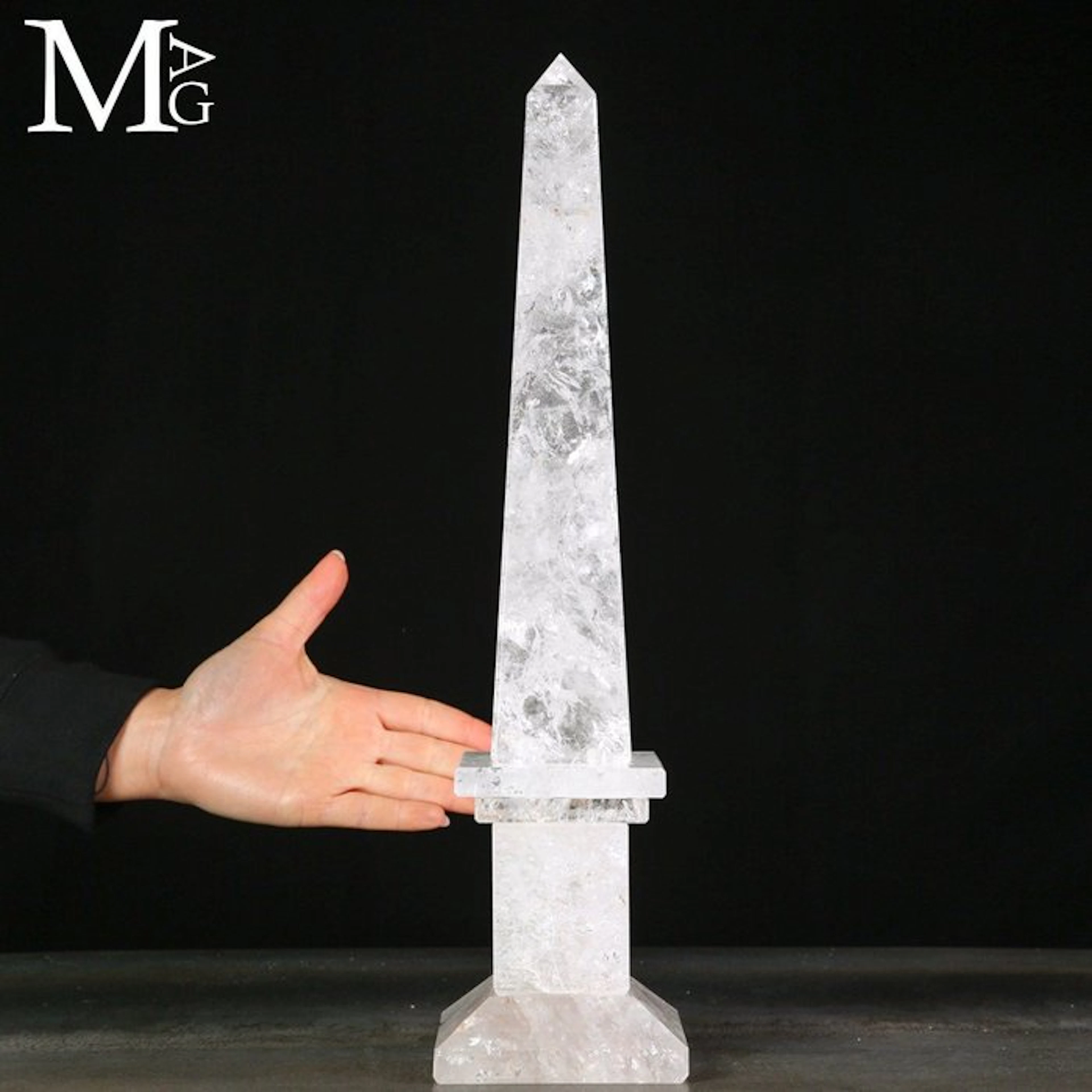 Exclusive Natural Quartz Obelisks Quarzo naturale...