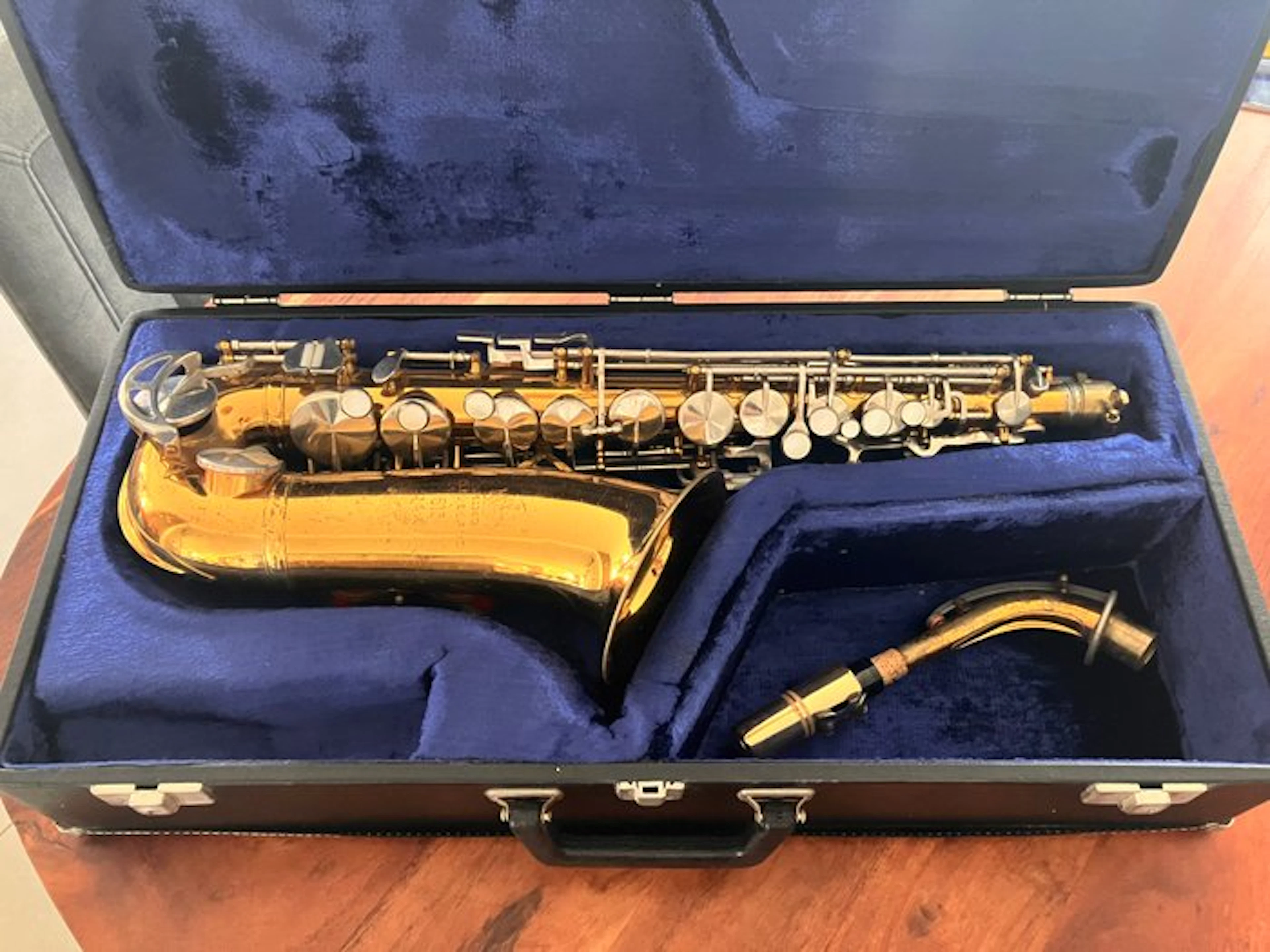 King Cleveland - 613 - - Alto saxophone - United States - 1977
