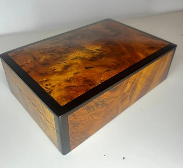 Jewellery box - Thuya