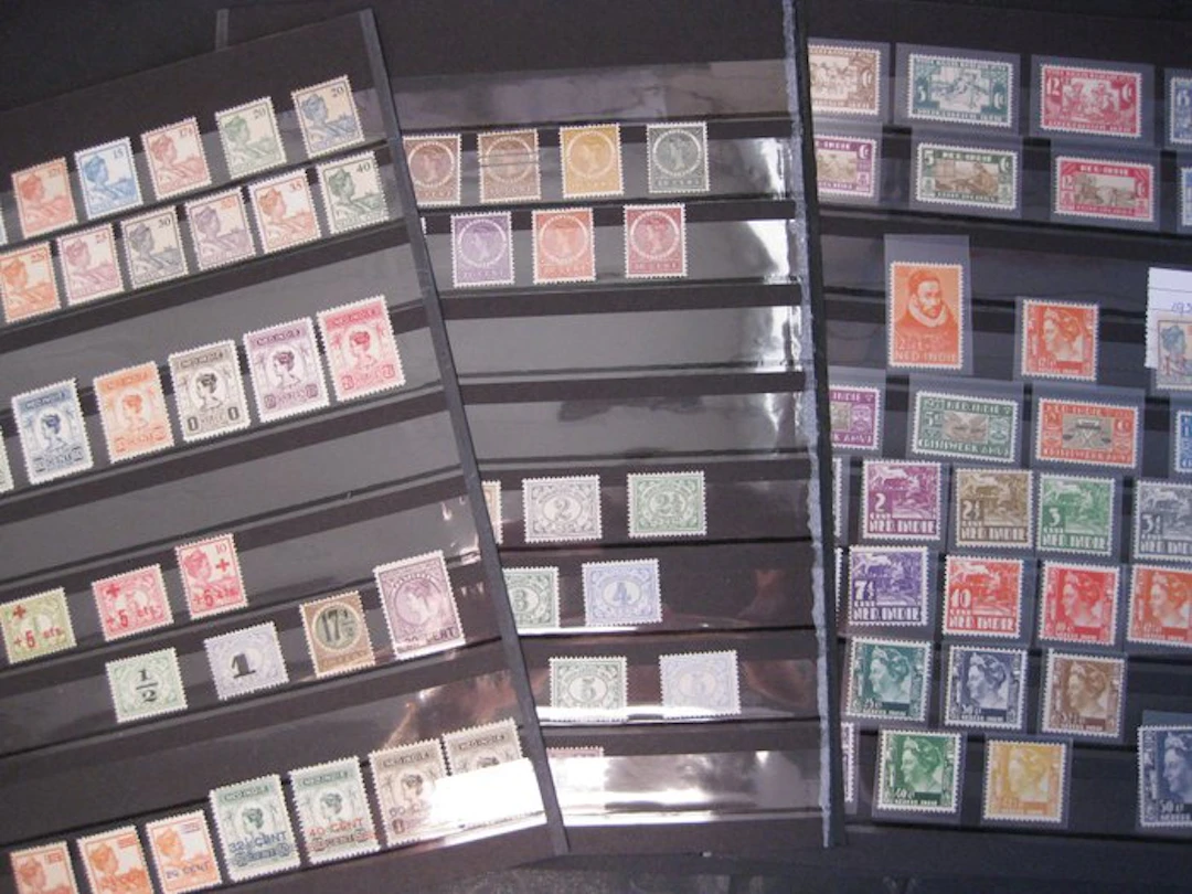 Dutch East Indies 1903/1938 - Classic stamps on album...