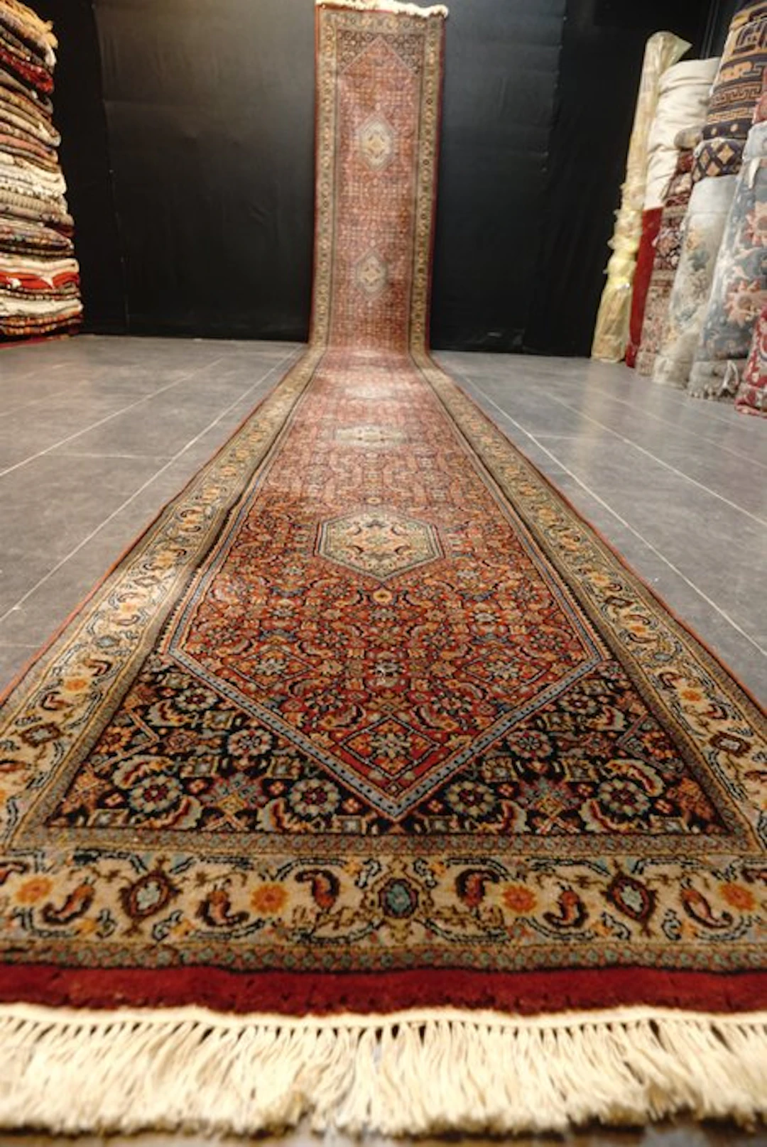 Tabriz - Carpet - 630 cm - 80 cm