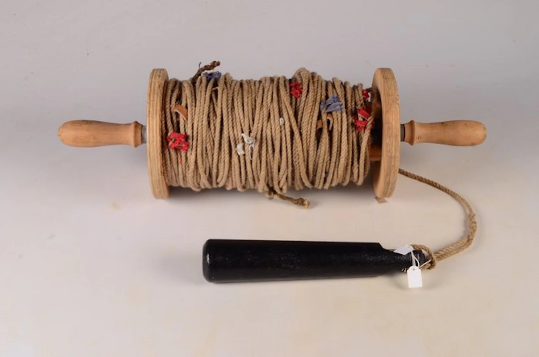 Themed collection - Maritime object - Deep lead with line for shallow waters