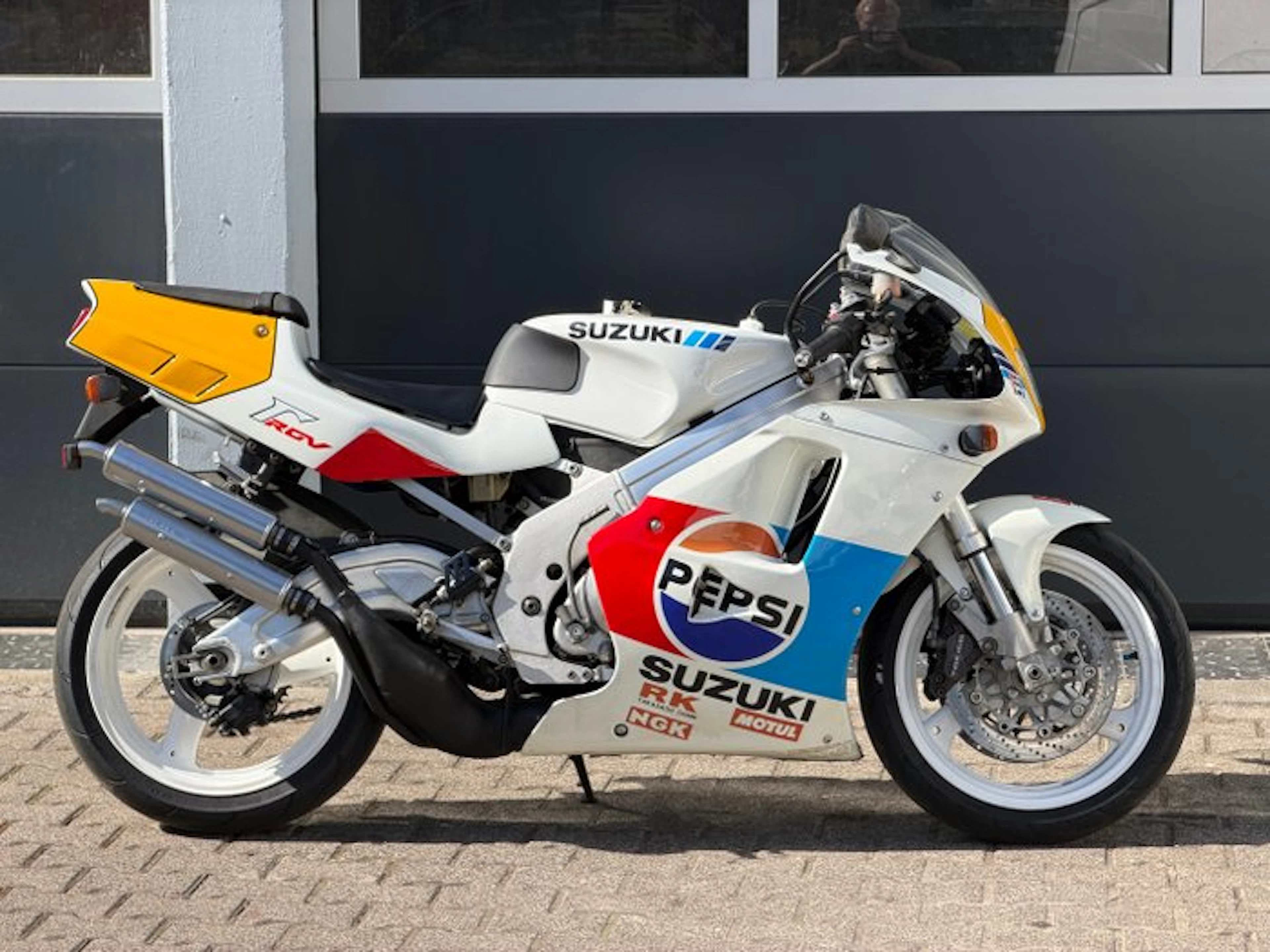Suzuki - RGV 250 - VJ22 - Pepsi - 250 cc - 1991
