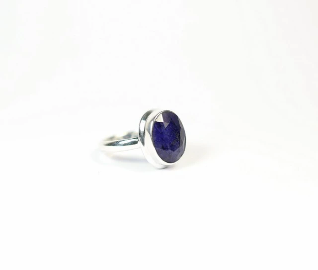 Sapphire Ring / new- 3.8 g - (1)