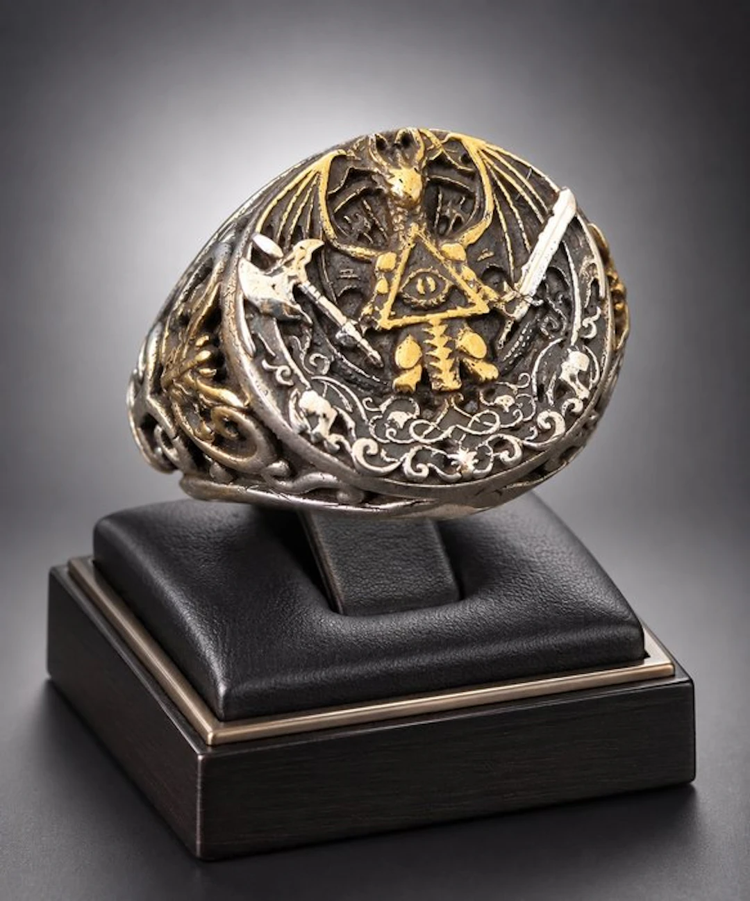 Silver, Gold-plated - Ring - Winged Guardian & All-Seeing Eye — Ornate Signet