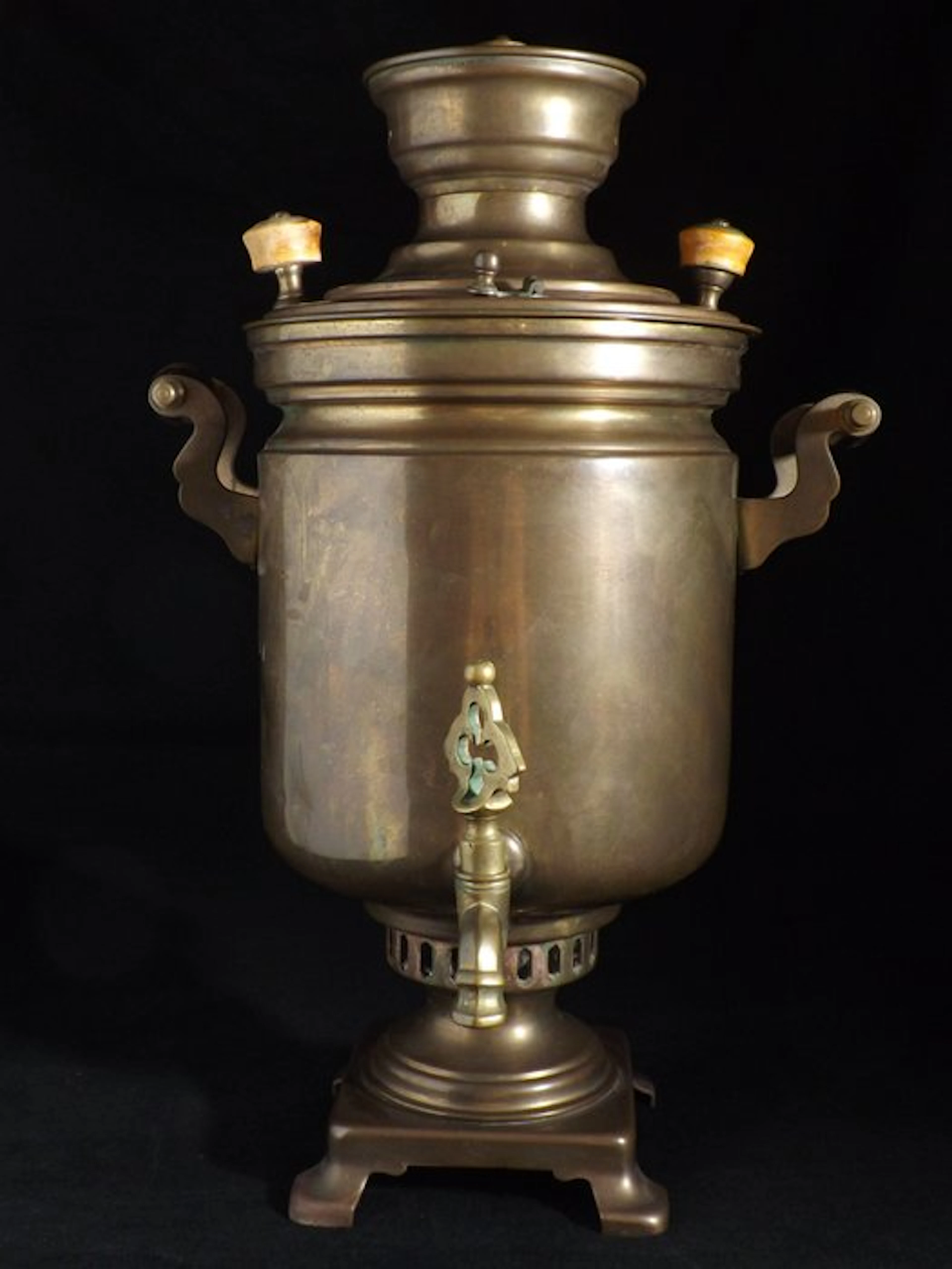 T.K - Samovar - Brass
