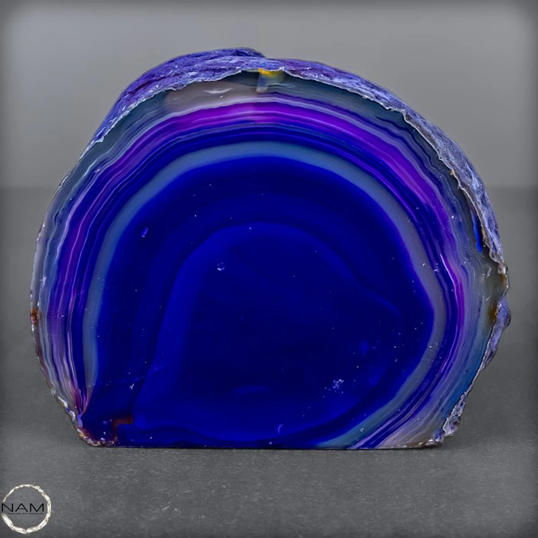 Purple agate freeform – expressive color play with a refined look