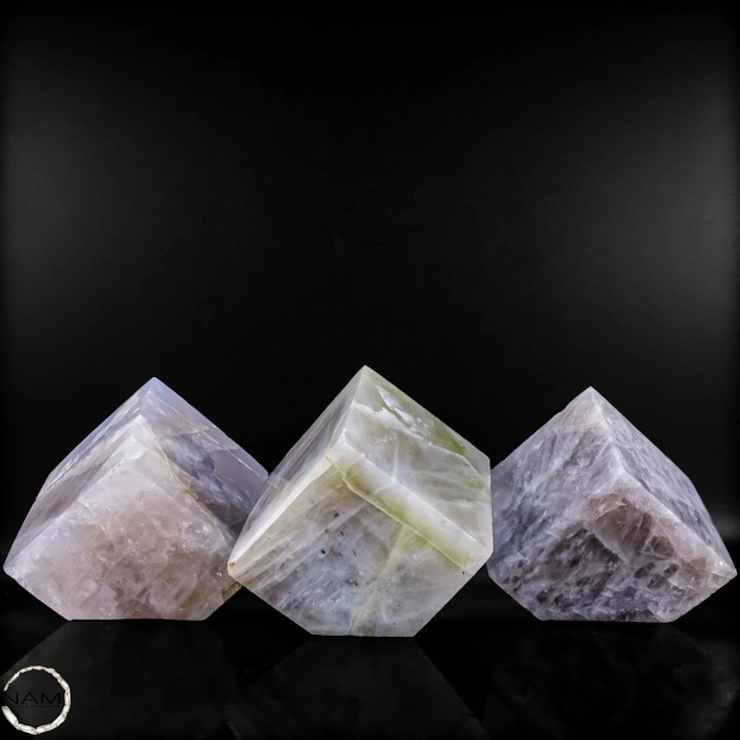 Lavender Rose Quartz & Garnierite (Green Moonstone) Dice...