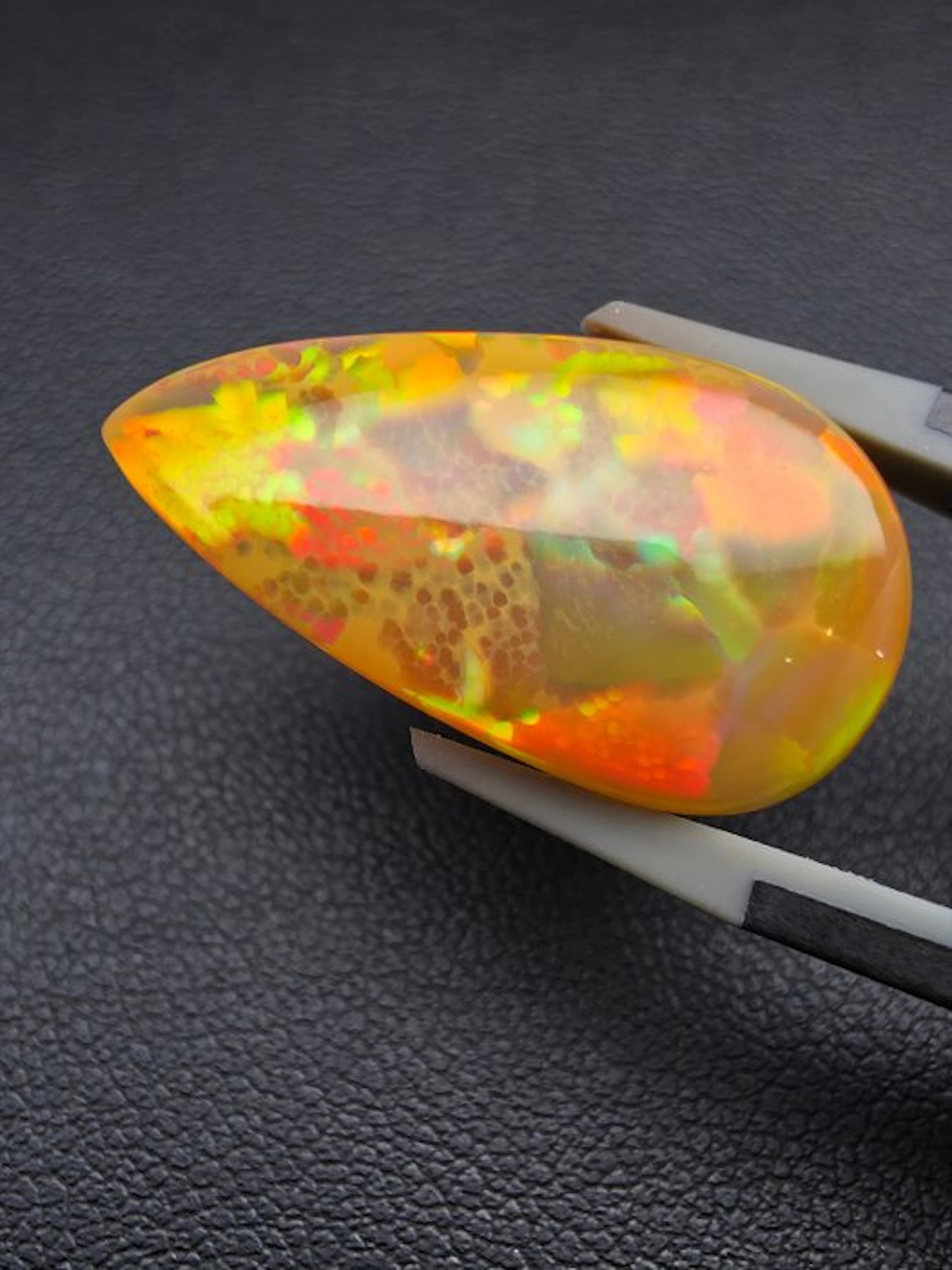 15.04 cts Natural Brown Opal Dark Based | 4K Video...