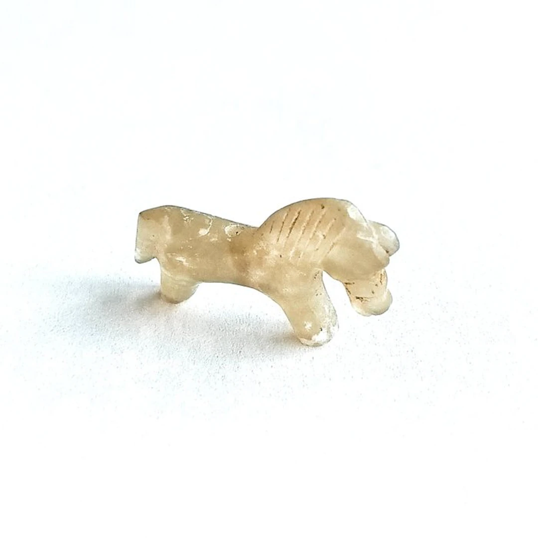 Sino-Mongolian or Sino-Siberian White Agate XS Horse Bead Talisman - 27 mm