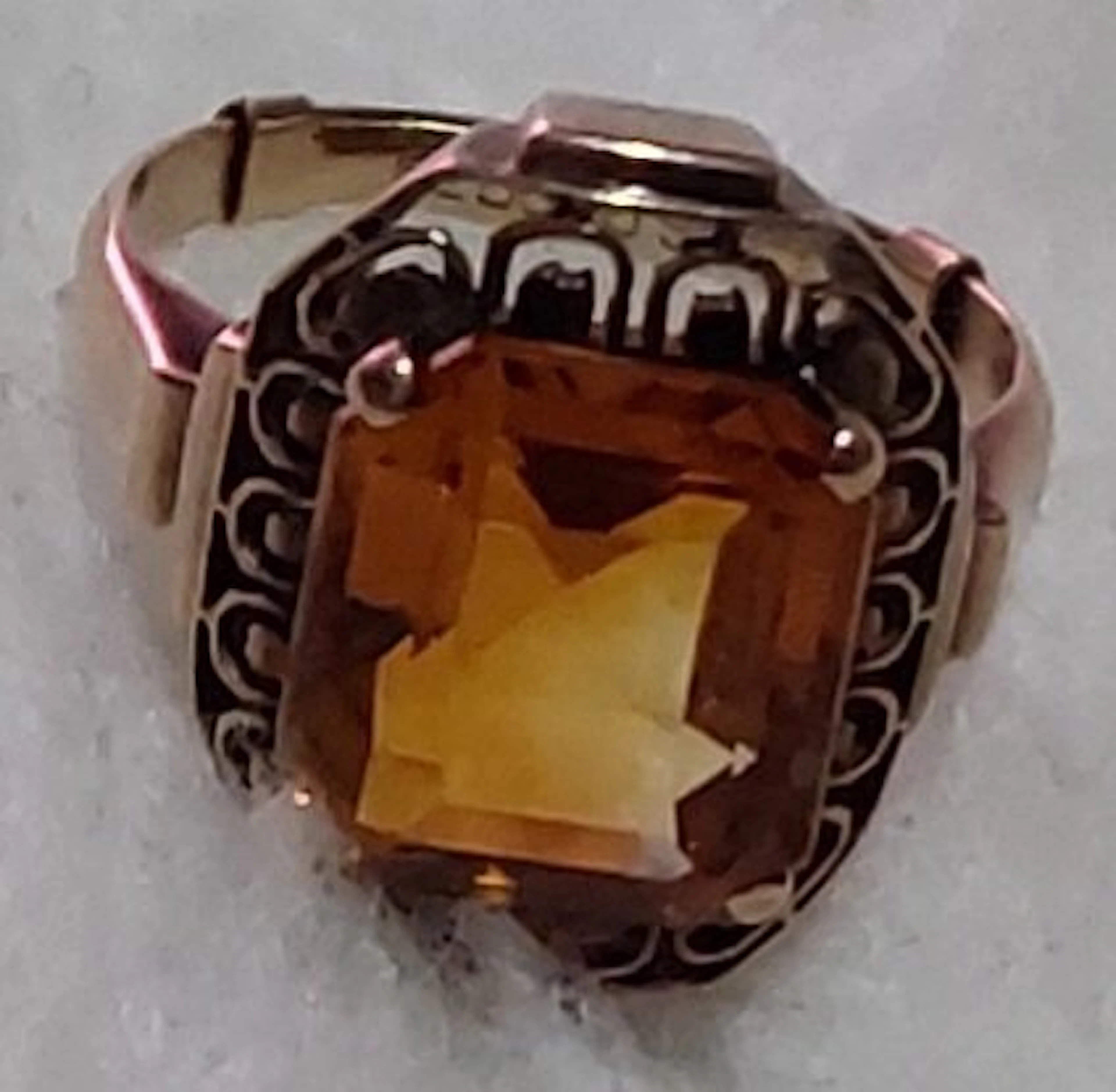 Ring - 9 kt. Yellow gold - 5.00ct. tw. Citrine
