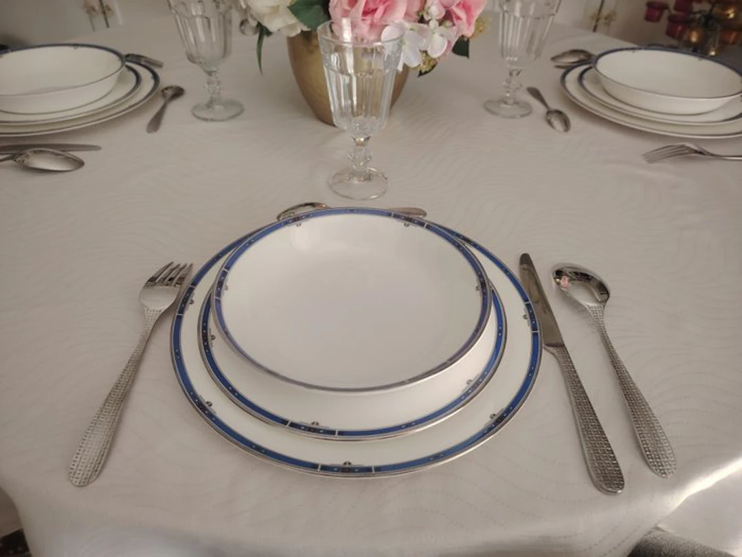 Wedgwood - Table service (17) - Kingsbridge - Porcelain