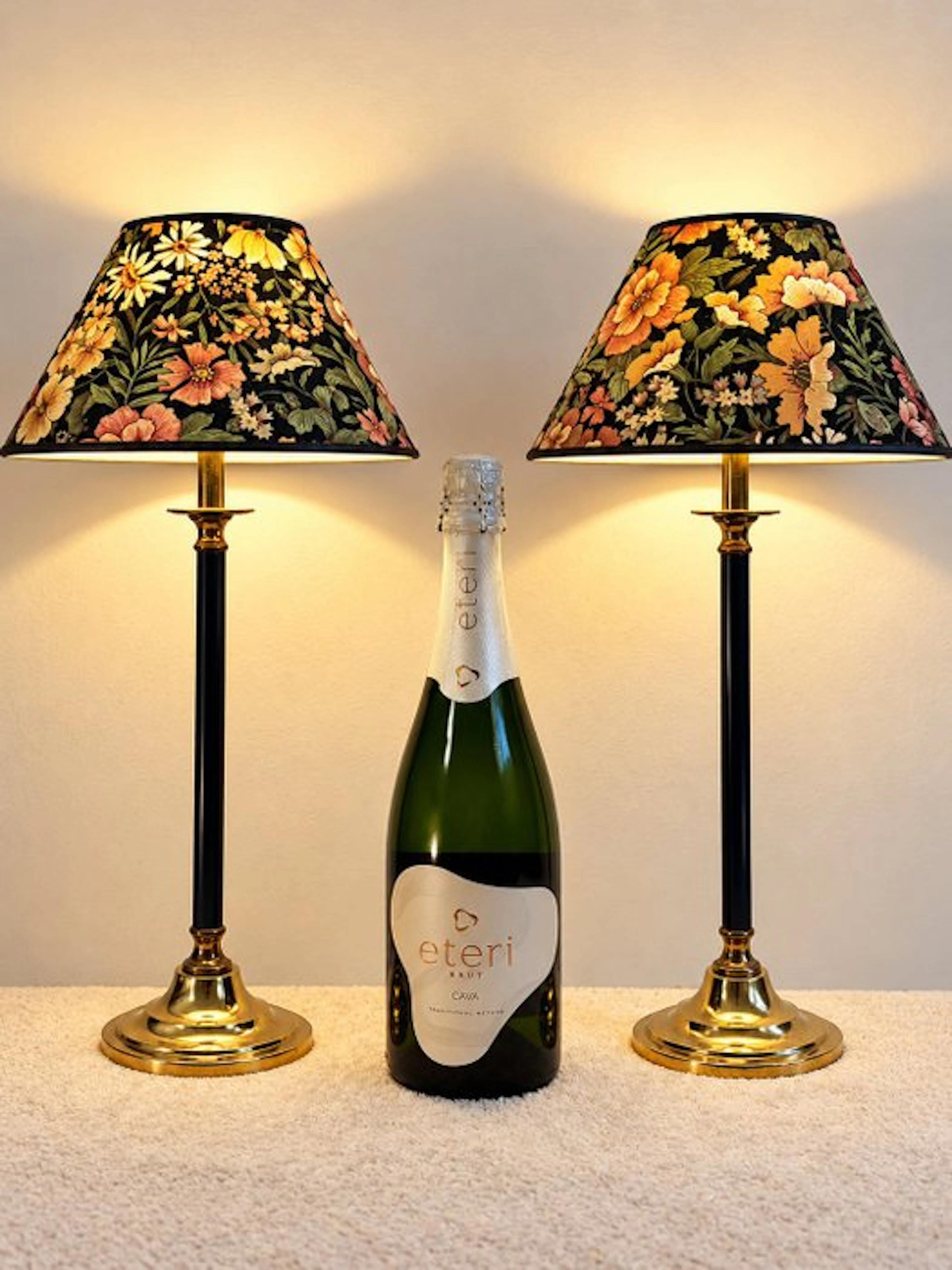 Table lamp (2) - Brass, Metal, Textile