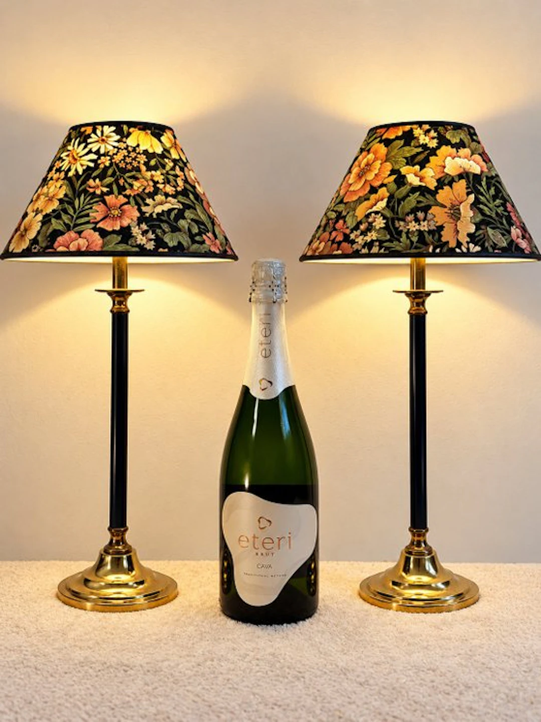 Table lamp (2) - Brass, Metal, Textile