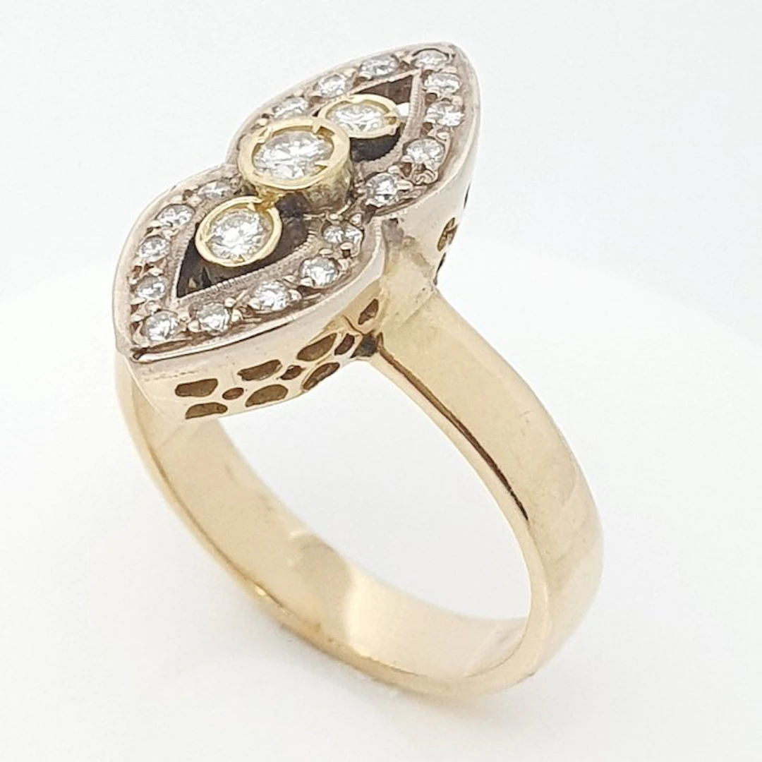 Ring - 18 kt. Yellow gold - 0.34ct. tw. Diamond (Natural)