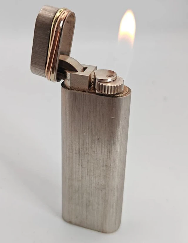 Cartier - Les Must de Cartier Trinity - Oval - Lighter - Silver Plated