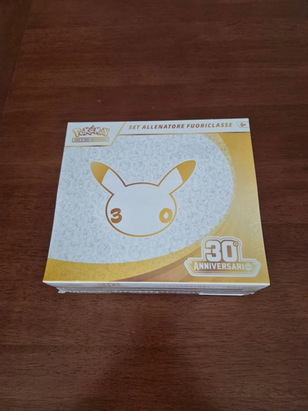 Pokémon - 1 Elite trainer box - Set Allenatore Fuoriclasse 30° Anniversario