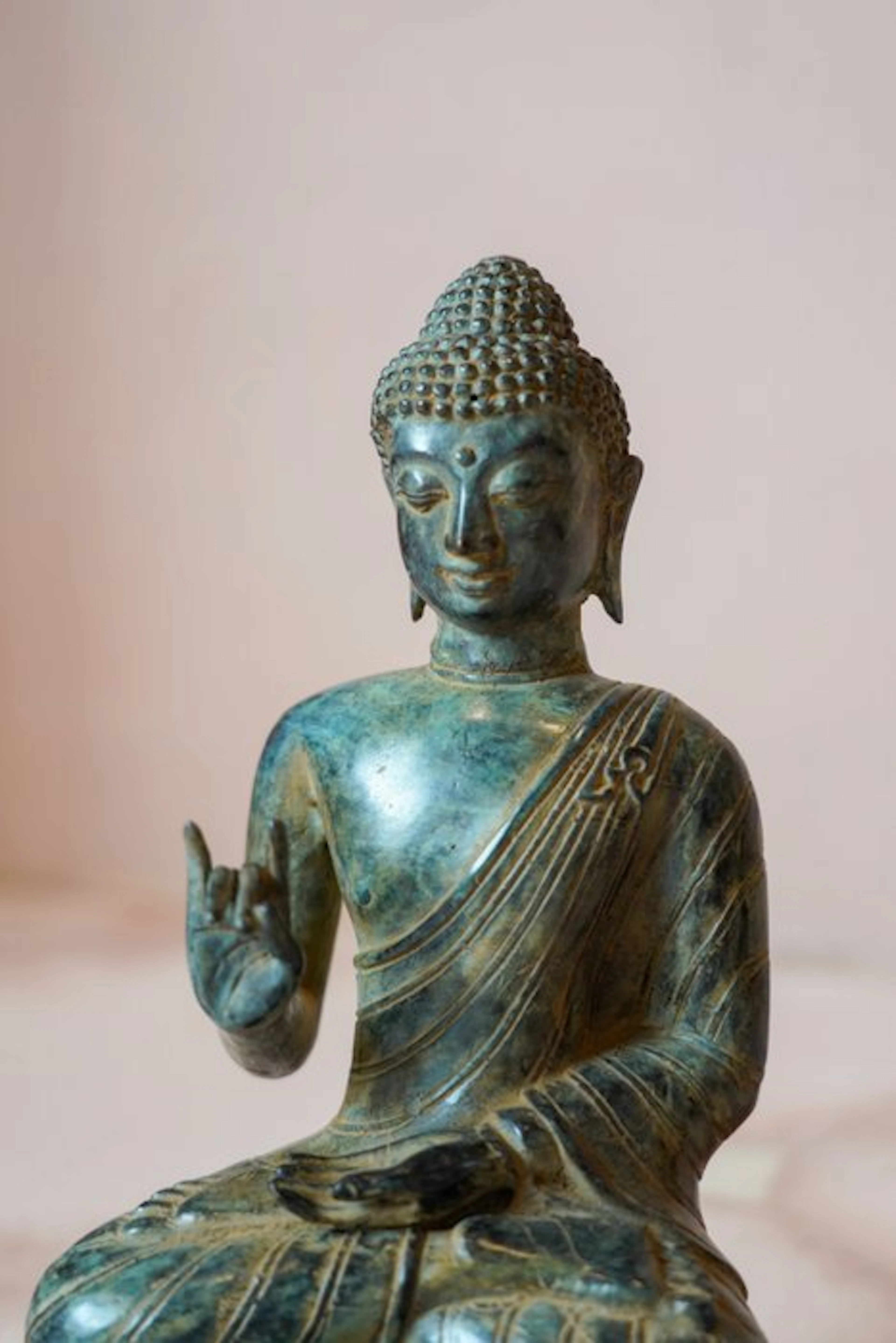Sculpture, Bronze sculpture of Buddha Vitarka Mudra - Patinated -