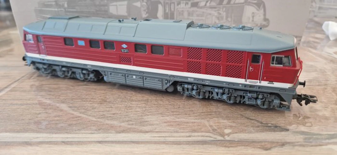 Märklin H0 - 36436 - Diesel locomotive (1) - BR 132 'Ludmilla' - DR (DDR)