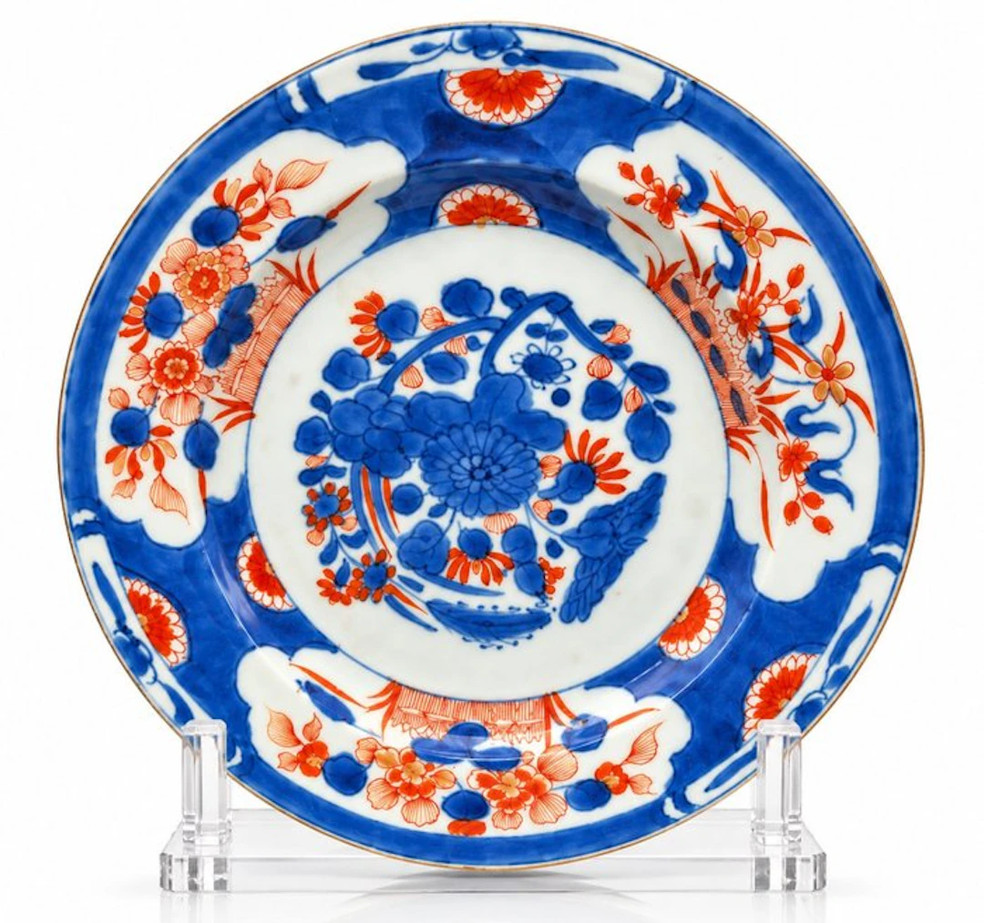 Dish - A Large Imari Porcelain Dish | Kangxi Period, Qing Dynasty, 1662–1722