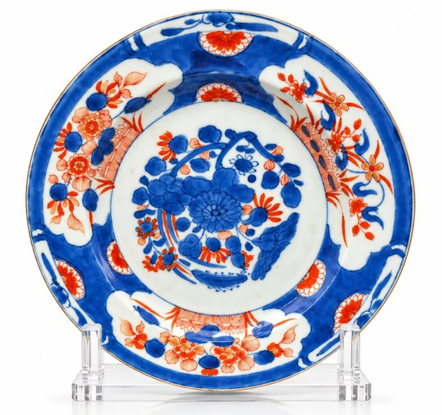 Dish - A Large Imari Porcelain Dish | Kangxi Period, Qing Dynasty, 1662–1722