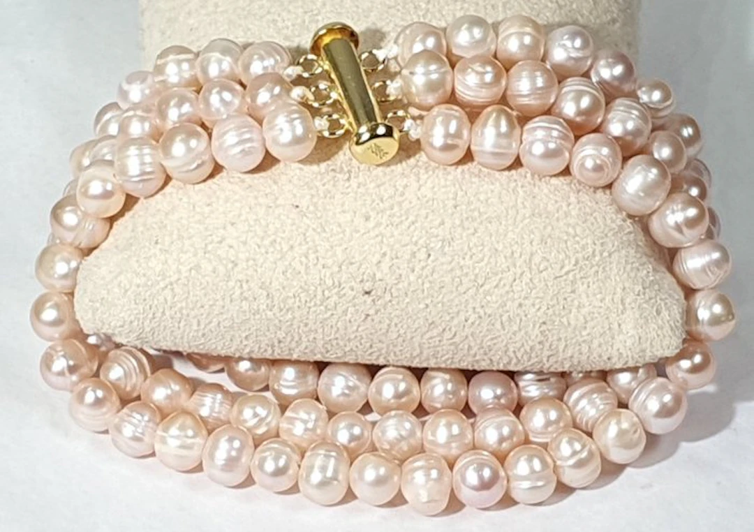 Pink Freshwater Pearls - Purity of the Soul - 925 Silver...