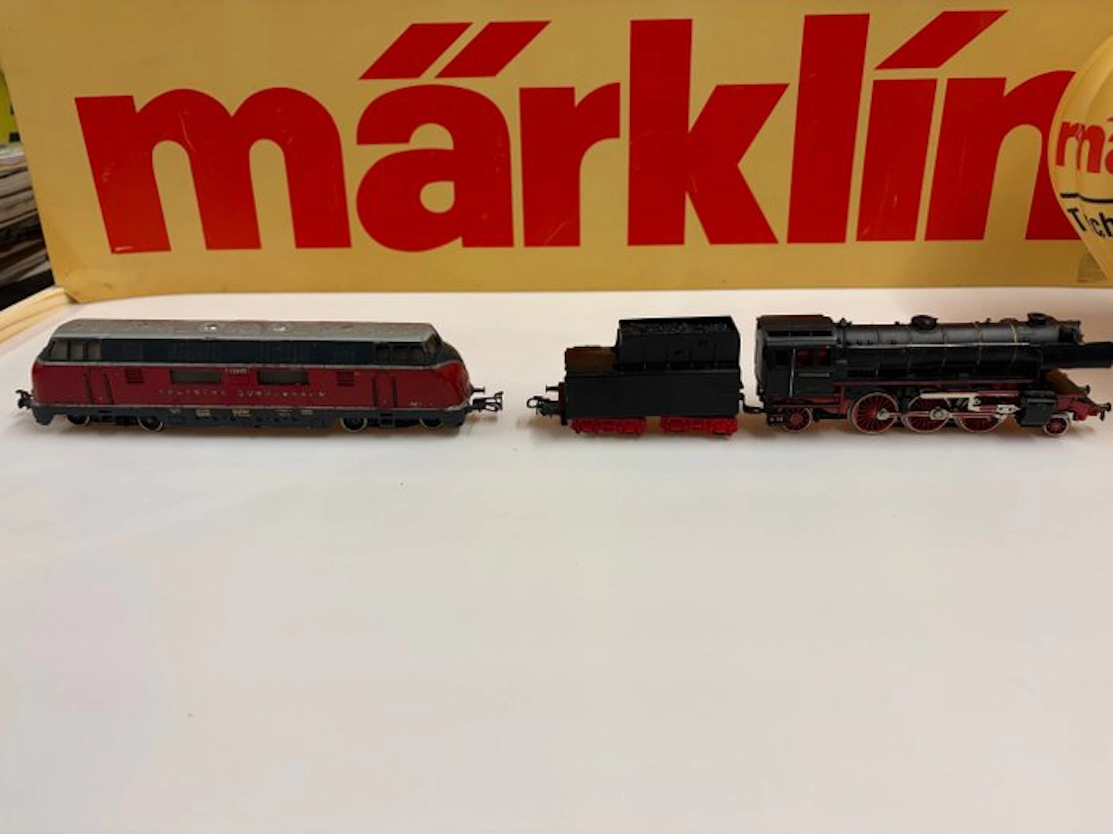 Märklin H0 - Model train locomotive (2) - DB