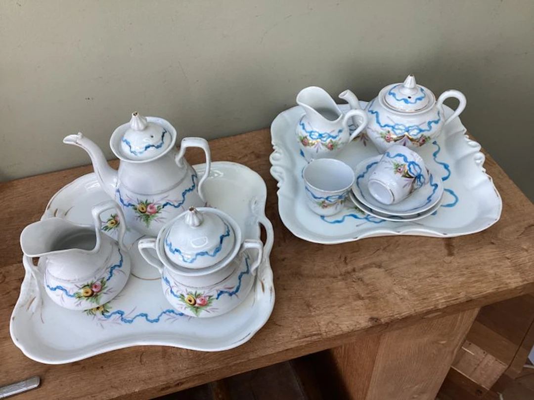 Coffee and tea service (11) - Porcelain
