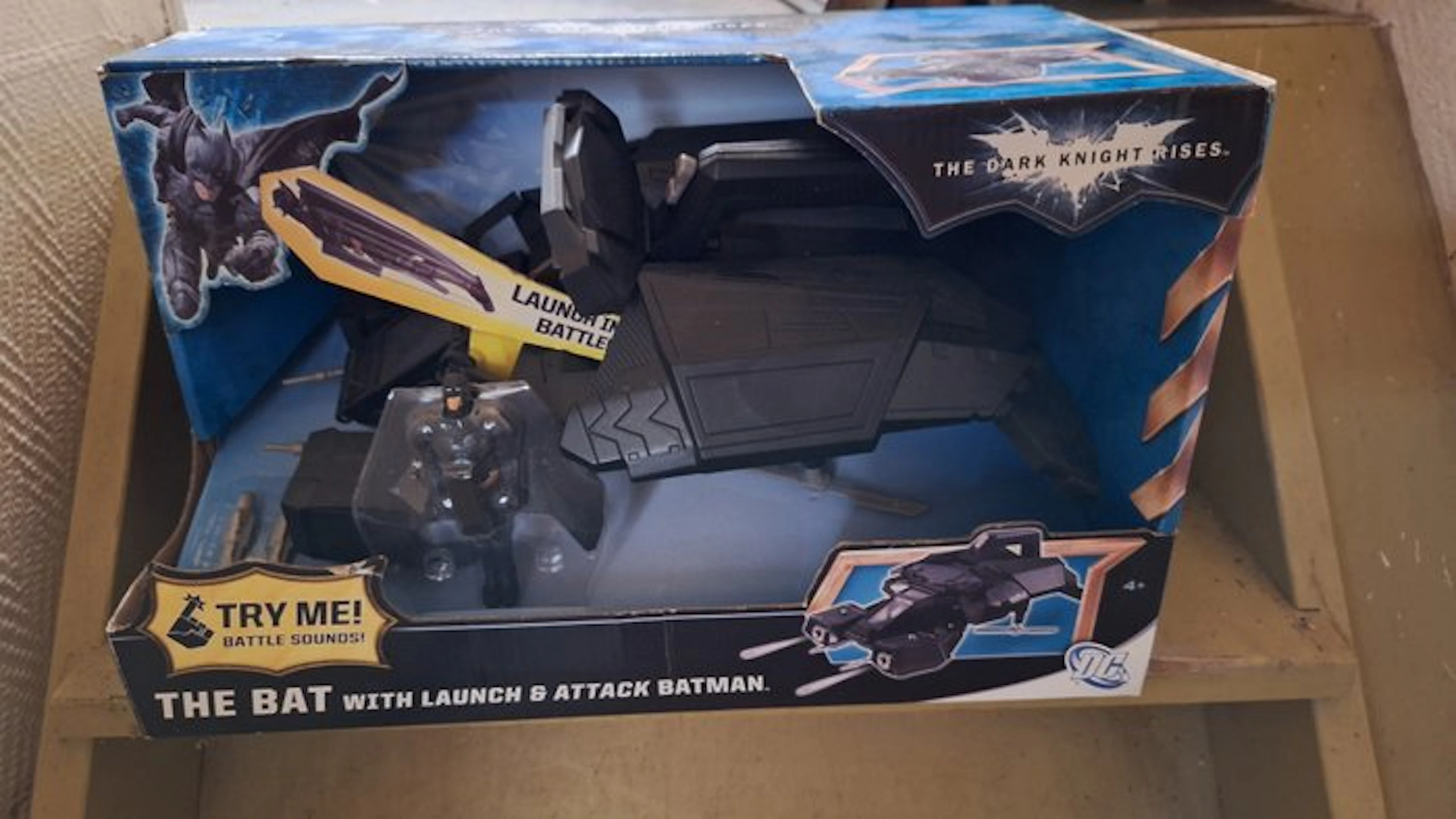 Mattel - Toy The Bat with Launch & Attack Batman - 2010-2020