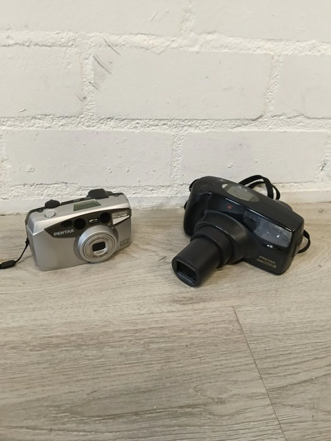 Pentax Zoom 105-R / Espio 105S Analogue camera