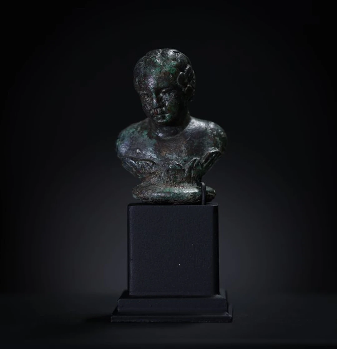 Ancient Roman beautiful bronze bust - 5.2 cm