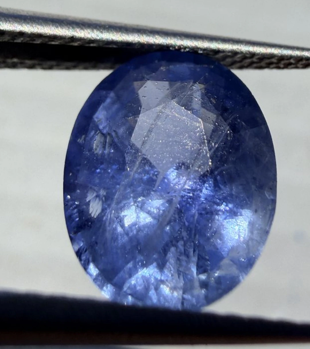Blue Sapphire - 2.80 ct - Antwerp Laboratory for Gemstone...