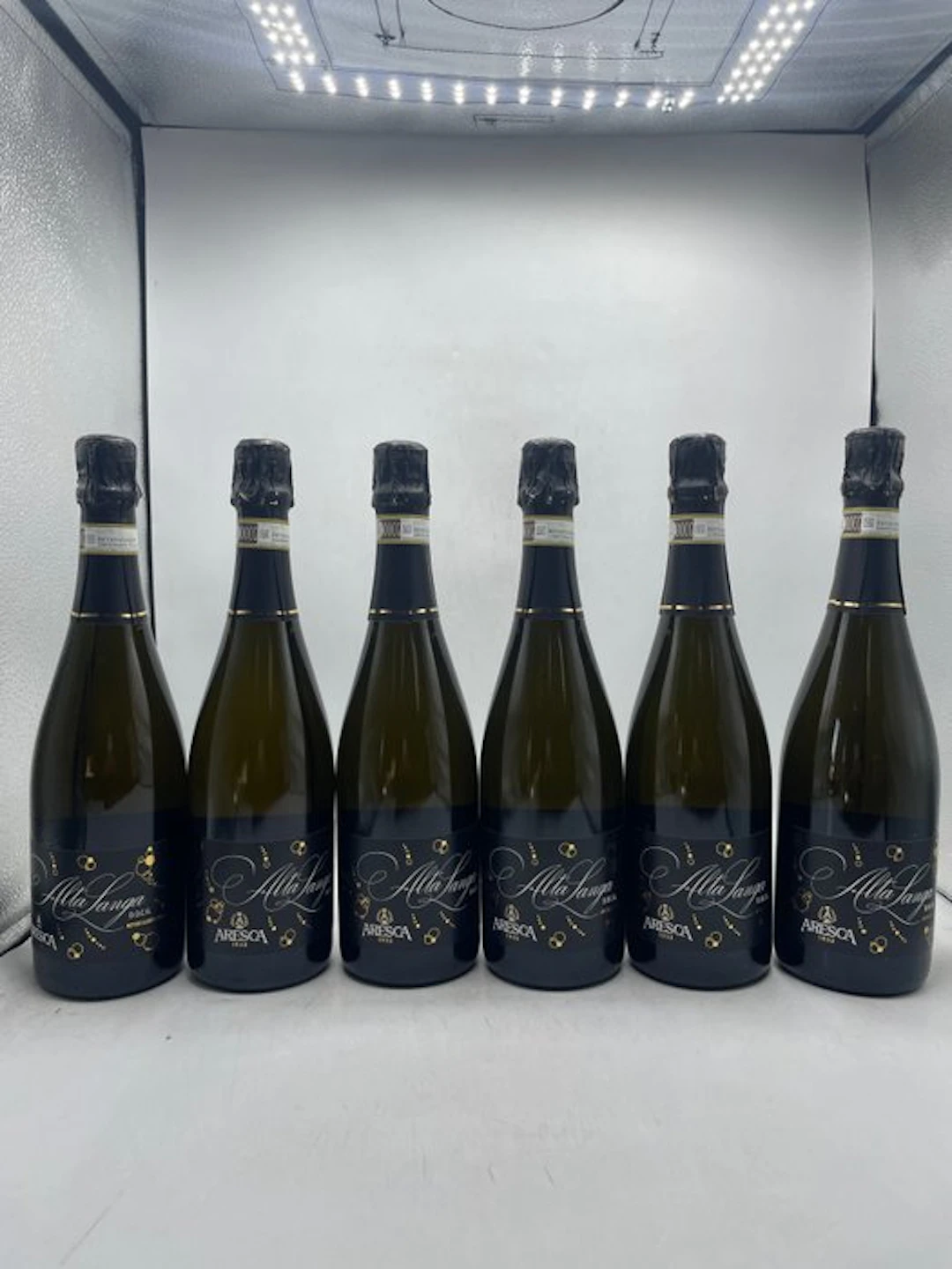 2022 Aresca Alta Langa Metodo Classico Brut - Piedmont DOCG - 6 Bottles (0.75L)