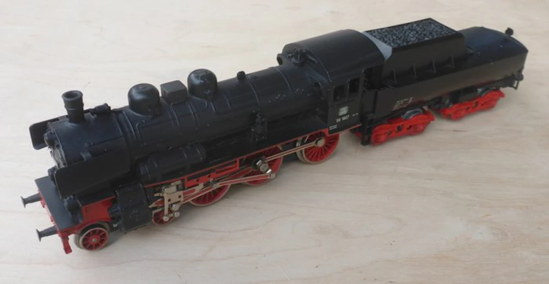 Märklin H0 - 3098 - Steam locomotive with tender (1)...