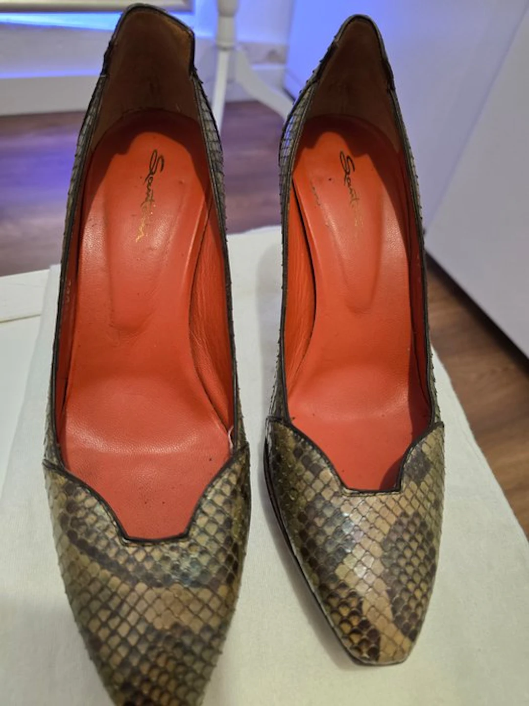 Santoni - Pumps - Size: EU 37