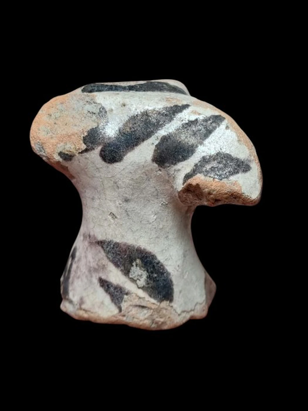 Near Eastern Terracotta Strange Head (Piece of a Statue) (No reserve price)