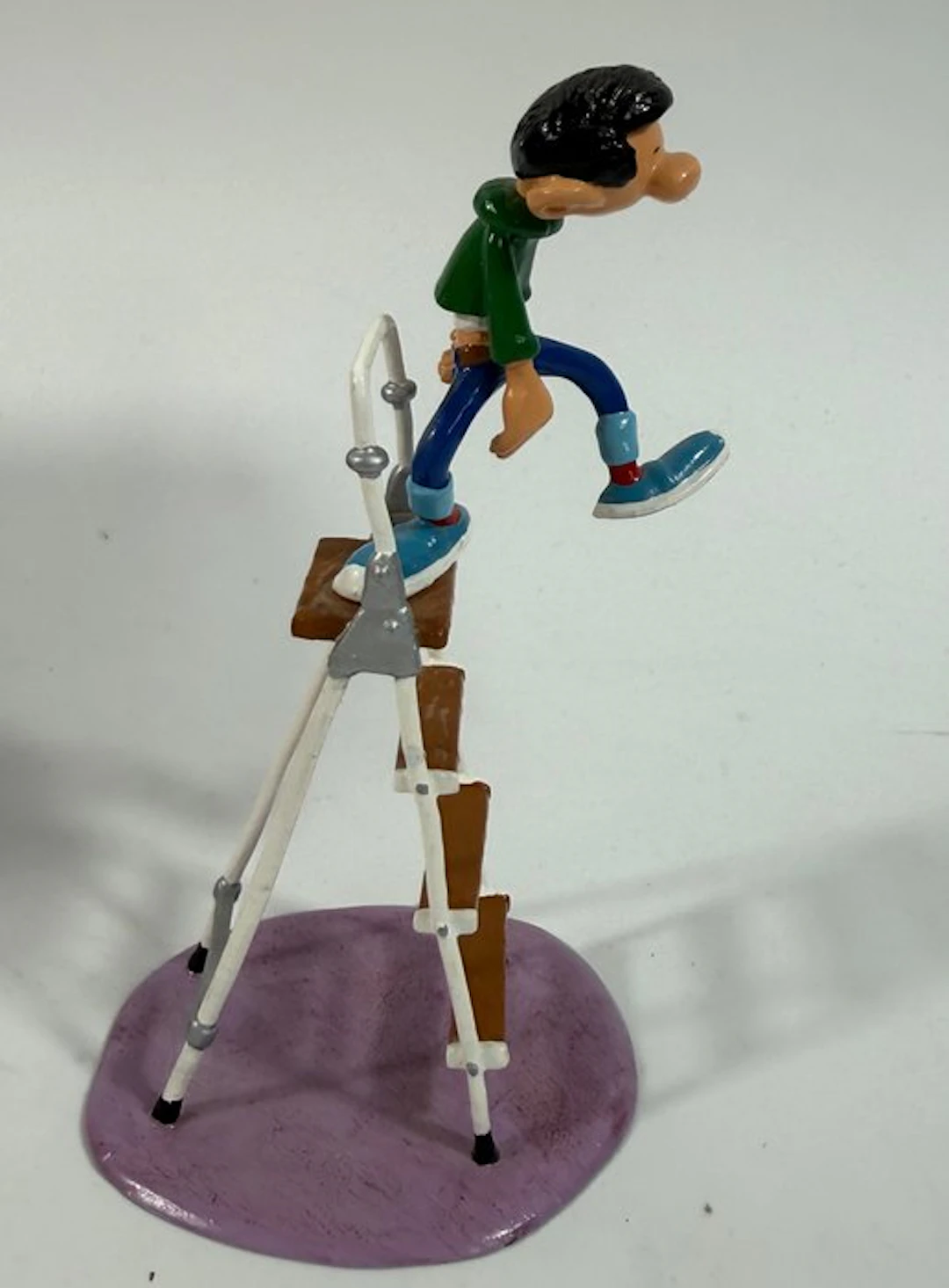 Pixi - Gaston - Gaston sur son escabeau