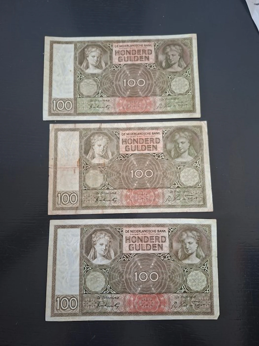 Netherlands. - 3 x 100 Gulden - 1941/1942 - Nvph 117 (No reserve price)